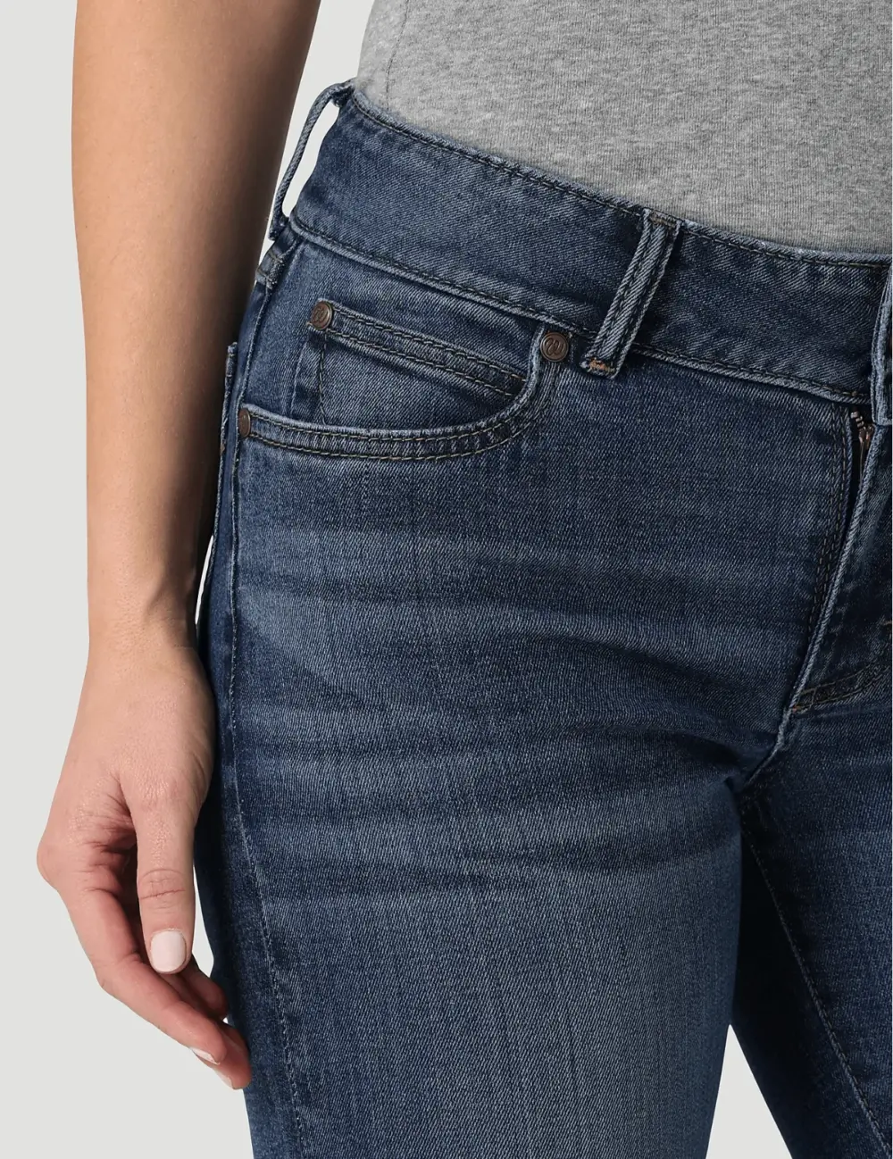 Women's Wrangler Mae 36L Jeans - Pocket